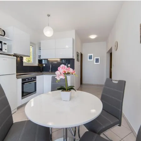 Tafra 1 Apartment Lokva Rogoznica