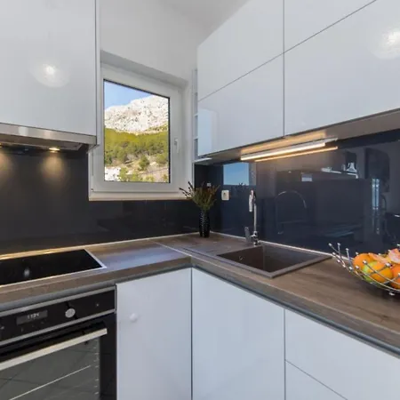 Tafra 1 * Lokva Rogoznica